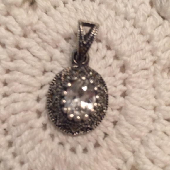 🌸 Assorted Sterling Pendants 🌸 - Picture 5 of 7